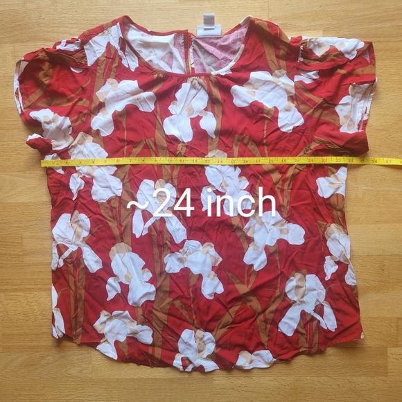 Liz Claiborne Short Sleeve Top - Picture 6 of 6